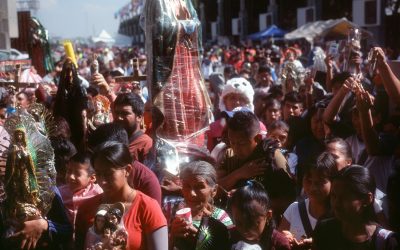 NACE UNA TRADICIÓN