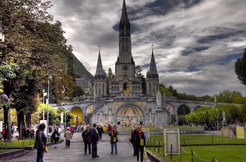 Santuario de Lourdes: un viaje al corazón espiritual de Francia